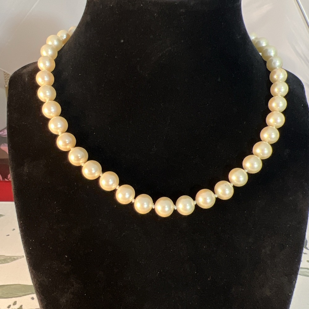Vintage Marvella Knotted Faux Pearl Necklace Elegant Wedding Gift Classic Prom